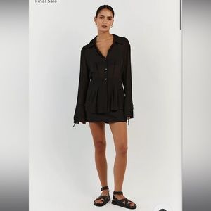 NWT Dissh Black sheer top (size 4)
